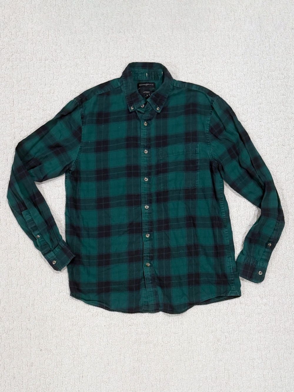 Men's Banana Republic Factory Untucked Fit Button Down Shirt Size Medium